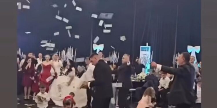 Gëzim për sulmuesin e Kombëtares, Ozuni i dhuron një festë luksoze në dasmën e motrës, duke e mbështetur financiarisht.