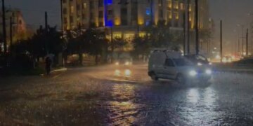 Greqia prekët nga stuhia 'Vyron', përmbytje në Zakynthos dhe Athinë.