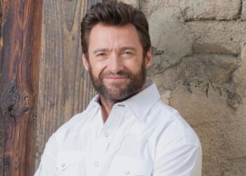 Hugh Jackman rrëfen momentin e turpshëm në skenë: I ndodhi live, përpara syve të publikut