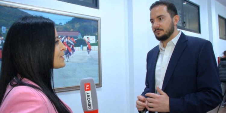 Salianji pas takimit me strukturat e PD në Durrës: ‘Foltorja’ i shërben Partisë Demokratike dhe jo interesave personale