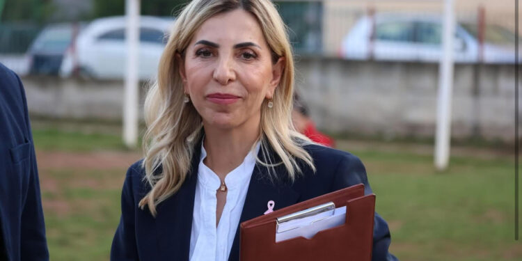 Denoncim i fortë në Timoni.al: Kryetarja e Bashkisë Bulqizë, Festime Mjeshti, akuzohet se ka diplomë të blerë të shkollës së mesme