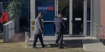 Çështja ’21 Janari’, ish-presidenti Bamir Topi shkon në SPAK