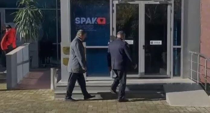 Çështja ’21 Janari’, ish-presidenti Bamir Topi shkon në SPAK