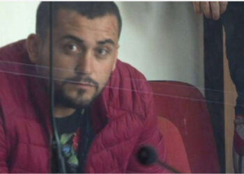 Në pranga si pjesë e një grupit kriminal, kush është Rexhep Rraja? E shkuara e errët e djalit të ish-deputetit socialist