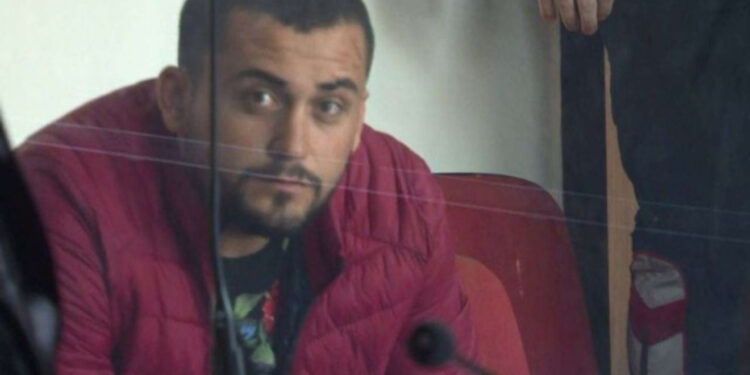 Në pranga si pjesë e një grupit kriminal, kush është Rexhep Rraja? E shkuara e errët e djalit të ish-deputetit socialist