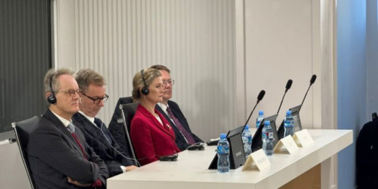 FOTOLAJM/ Zgjedhja e Kreut të ri të SPAK! Ndërkombëtarët të ulur përballë kandidatëve në KLP