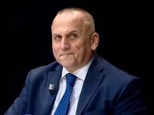 Ilir Kulla: Rama i rrethuar nga Amerikanët, Shqipëria rrezikon sanksione