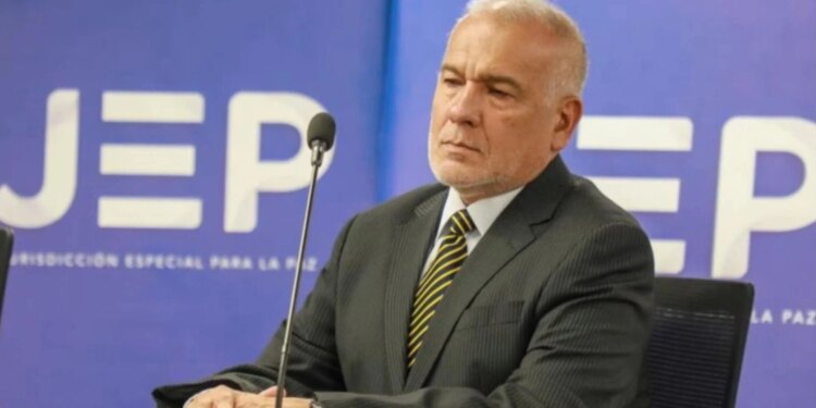 Ish-koloneli kolumbian dënohet me 20 vite burg për vrasjen e 72 civilëve gjatë luftës ndaj guerilave.