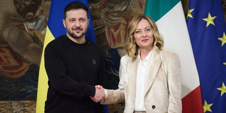 Italia vazhdon të ofrojë ndihmë për Ukrainën, duke u angazhuar për të dërguar armë deri në vitin 2026.