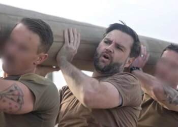 JD Vance ushtron me ushtarët amerikanë dhe britanikë: "E ndiej si të më ketë goditur një tren"