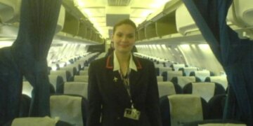 “Jeta ime përfundoi dhe nuk do të kthehet më” / Ndërron jetë në moshën 42-vjeçare, mesazhi emocionues i stjuardesës para fluturimit tragjik: Të dua, do të flasim aty...