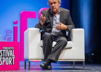 “Juventus përfaqëson Agnelli”, deklaron legjenda Platini: ‘Zonja’ nuk është në treg, jam krenar për John Elkann…