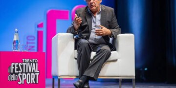 “Juventus përfaqëson Agnelli”, deklaron legjenda Platini: ‘Zonja’ nuk është në treg, jam krenar për John Elkann…