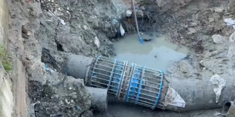 Katër ditë pa ujë në Vlorë, drejtori i UKV merr përgjegjësinë dhe garanton rregullimin e tubacionit kryesor: Punimet do të nisin sot në pasdite.