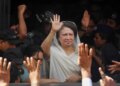 Khaleda Zia, kryeministrja e parë grua në Bangladesh, ndërron jetë në moshën 80 vjeçare.