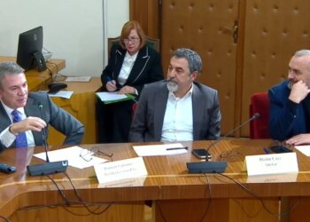 Kod i ri Zgjedhor dhe procedura për votimin në Kuvend deri në korrik 2026, miratohet me dakordësi programi i punës së Komisionit të Reformës.