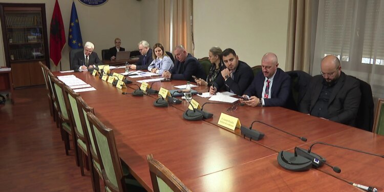 Komisioni Xhafaj/ Dy ligje të reformës në drejtësi, ndyshohen për të adresuar problematikat.