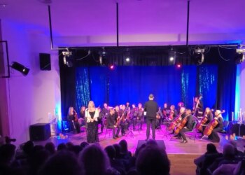 Koncert gala në Durrës, orkestra e Harqeve me një program të veçantë për mbylljen e vitit.