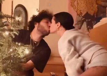 Krishtlindjet e para në çift: Selena Gomez ndan çaste intime me Benny Blancon