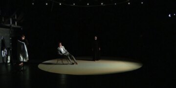 “Kryevepra ‘I huaji’ e Kamysë në Tiranë, e sjellë në skenë nga Teatri Eksperimental”