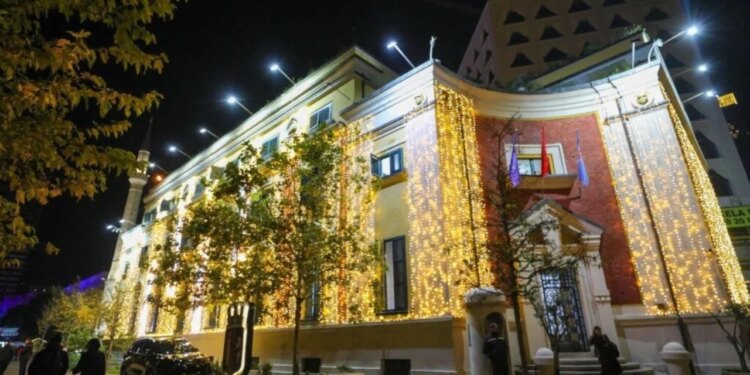 LAJM I FUNDIT/ Prokuroria jep pesë urdhra arresti për zyrtarët e bashkisë së Tiranës