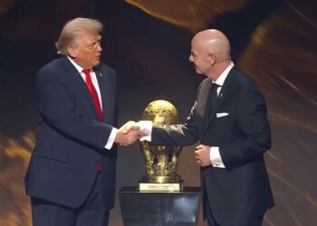 LIVE SHORTI/ "Çmimi FIFA për Paqe", Infantino e dorëzon Presidentit Donald Trump