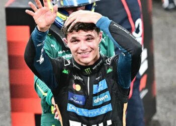 Lando Norris shpallet për herë të parë kampion bote në Formula 1: Në lot, ai shprehet se e dija që mund të arrija deri në xhiron e fundit pa shkelur asnjë rregull.