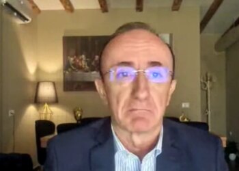 Lëvizjet brenda selisë blu: Ish-deputeti shprehet se u shqetësuan për kafen e demokratëve. Drejtuesi i PD ka lënë struktura të partisë.