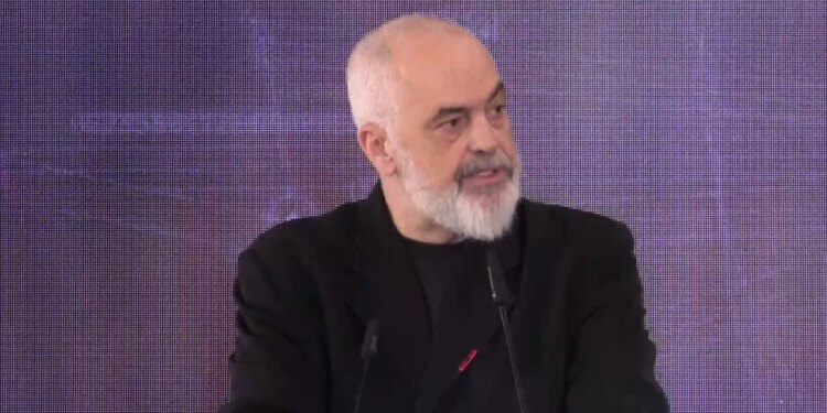 “Makina policie nuk do të jenë më të parkura në oborrin e shtëpisë”, Rama: Ata që tentuan të sabotuan projektin…