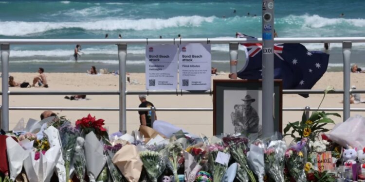 Masakra në Australi me 15 të vdekur, autori i sulmit përballë akuzave për 59 vepra penale