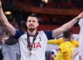 Mbrojtësi i Tottenhamit nën vëzhgimin e Interit, agjenti i tij deklaron: Chivu do të më kontaktojë.