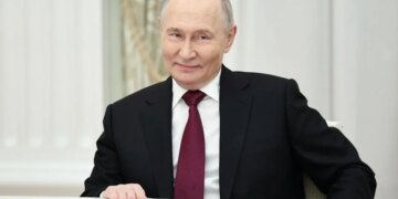 Miliarderët rusë nën ndikimin e Putinit gjatë luftës në Ukrainë: Pasuri në duar, por pa fuqi.