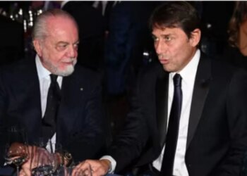 Napoli, De Laurentiis synon të sigurojë Conten; rinovimi drejt vitit 2029 me trajnerin në prag.