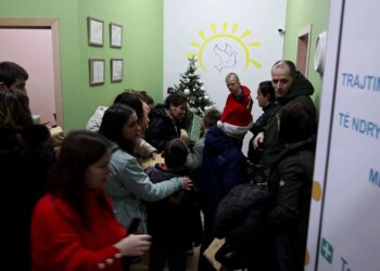 “Ndihmë për ata që e kërkojnë” / Fondacioni “Dritan Hoxha” dhe Top Channel mbështesin fëmijët me spektrin autik