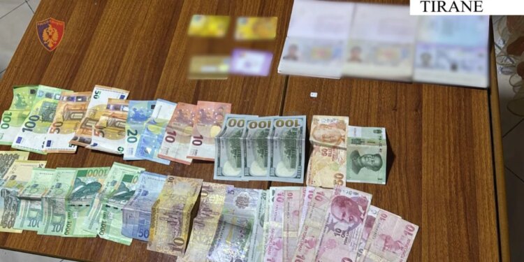 Nga 5 mijë lekë të vjetra deri në 100 euro: Përcaktohet “nëna” e prostitucionit në Tiranë, tre persona të arrestuar, bllokohen paratë.