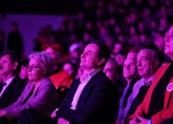 Nis procesi i numërimit të votave për kandidatët në Kosovë, ja cilët udhëheqin te Vetëvendosja dhe PDK-ja.