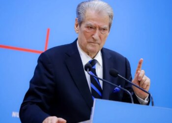 Opozita organizon protestë sot, Berisha nxitet për një pjesëmarrje të gjerë: Të realizohet një ndryshim si në Bangladesh dhe Nepal.