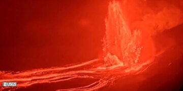 Pamje spektakolare nga vullkani në Hawaii, lava arrin një lartësi prej 480 metrash në ajër.