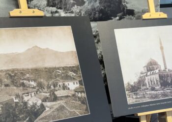 Pamjet e veçanta të Shkodrës: Fotografitë e Pallatit Yıldız ekspozohen në Universitetin “Luigj Gurakuqi”