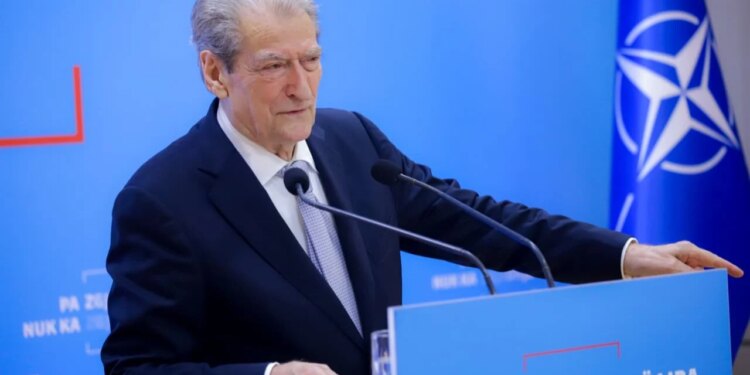 Paqja Fiskale, Berisha: Mbështetje e fortë nga Ramushaj për kartelët e drogës.