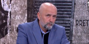 Parashikimi për një luftë civile në Amerikë në 2026: SPAK, Rama dhe çështja Balluku - Alfred Cako shprehet në 'Rrethi Katror' se zv.kryeministrja nuk është akuzuar për korrupsion, por...