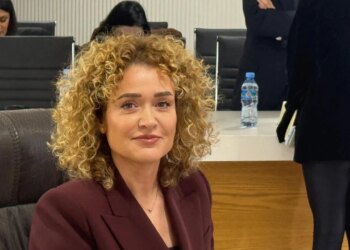 Pas Xholit, në prani të anëtarëve të KLP dhe përfaqësuesve ndërkombëtarë, paraqitet kandidatura e Dolereza Musabellit për drejtimin e SPAK.