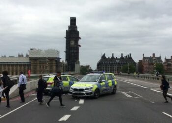 Pasaporta greke "ndalon" shqiptarin e kërkuar nga Interpol Tirana, kush është i riu që pritet të kthehet nga Anglia.