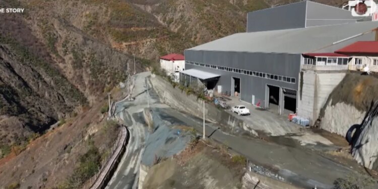 Përbrenda Ngjarjes: Si u përfundua greva e minatorëve dhe kush e mban të fshehtë kontratën e eksploatimit me kompaninë turke...?!