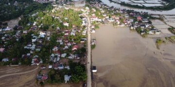 Përmbytje shkatërruese në Indonezi: 950 viktima dhe 270 persona të zhdukur
