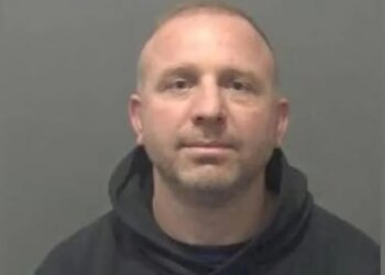 Përpjekja e një shqiptari për të grabitur shtëpinë e një grupi të shqiptarëve të tjerë në Angli dështon.