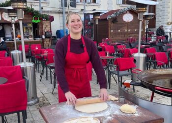 Petulla australiane në Shkodër: Nga turistë në banorë të përgjithshëm, zgjedhja për të jetuar për gjithmonë në Shqipëri është mahnitëse.