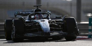 Polemika rreth Formula 1: dyshime mbi teknikat e Mercedes dhe Red Bull për rritjen e fuqisë në motor.