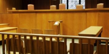 Prifti shpallet i pafajshëm, pas një dënimi prej 15 vitesh burg për akuzat e përdhunimit të një 19-vjeçari me aftësi të kufizuara.