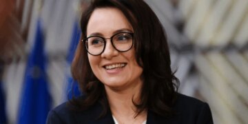 Propozimi i Bashkimit Evropian mbi asetet e ngrira ruse, Kryeministrja ukrainase e cilëson si një hap të rëndësishëm.